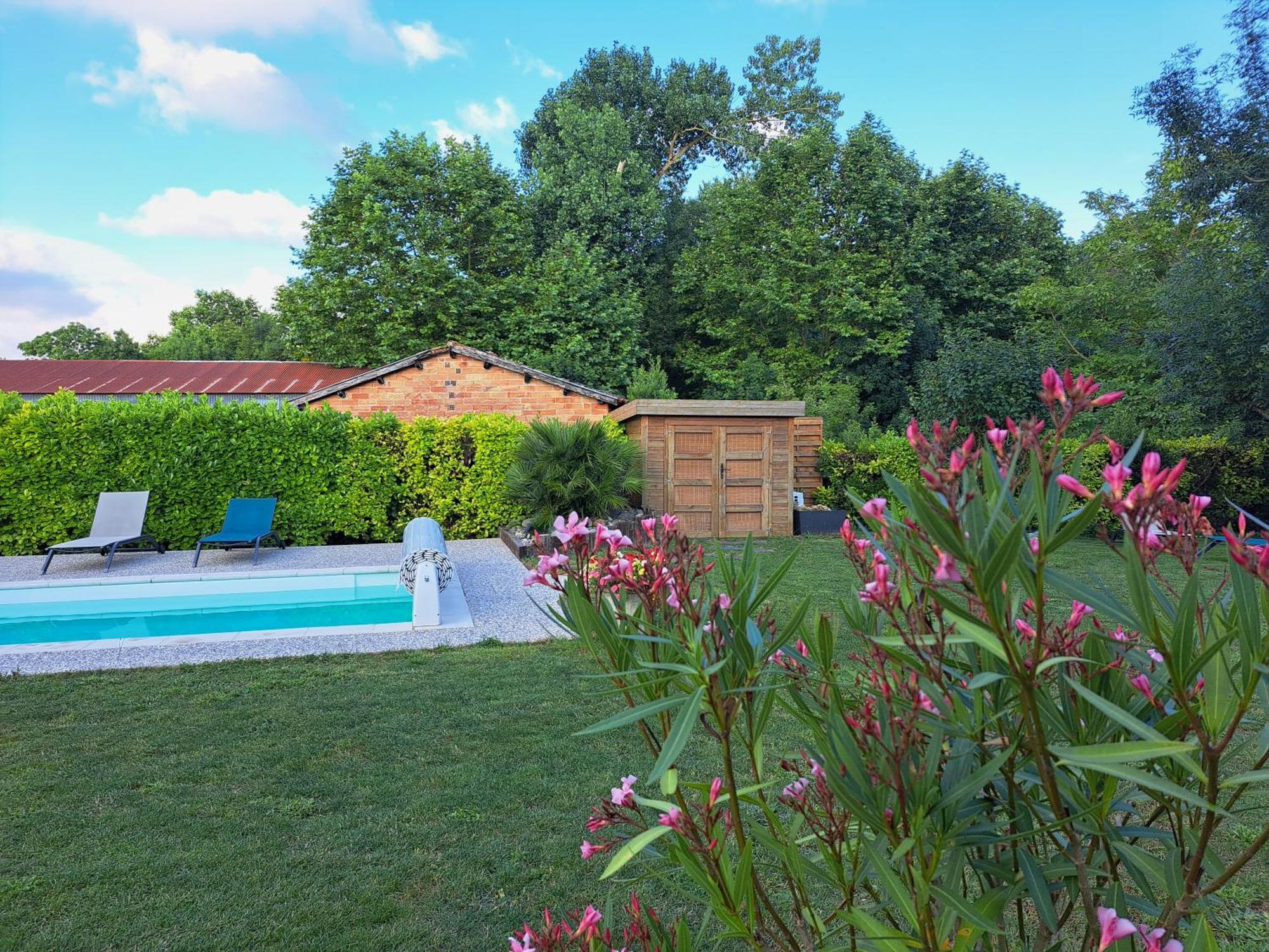 Chambre D Hote La Riviere 45M2 Jardin Et Piscine Aigrefeuille-d'Aunis Exterior photo